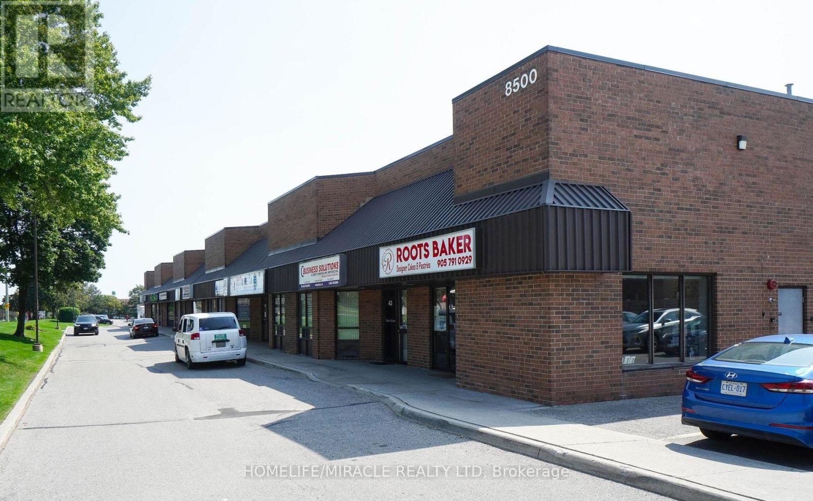 Photo 4 of 59 8500 Torbram Road, Brampton ON