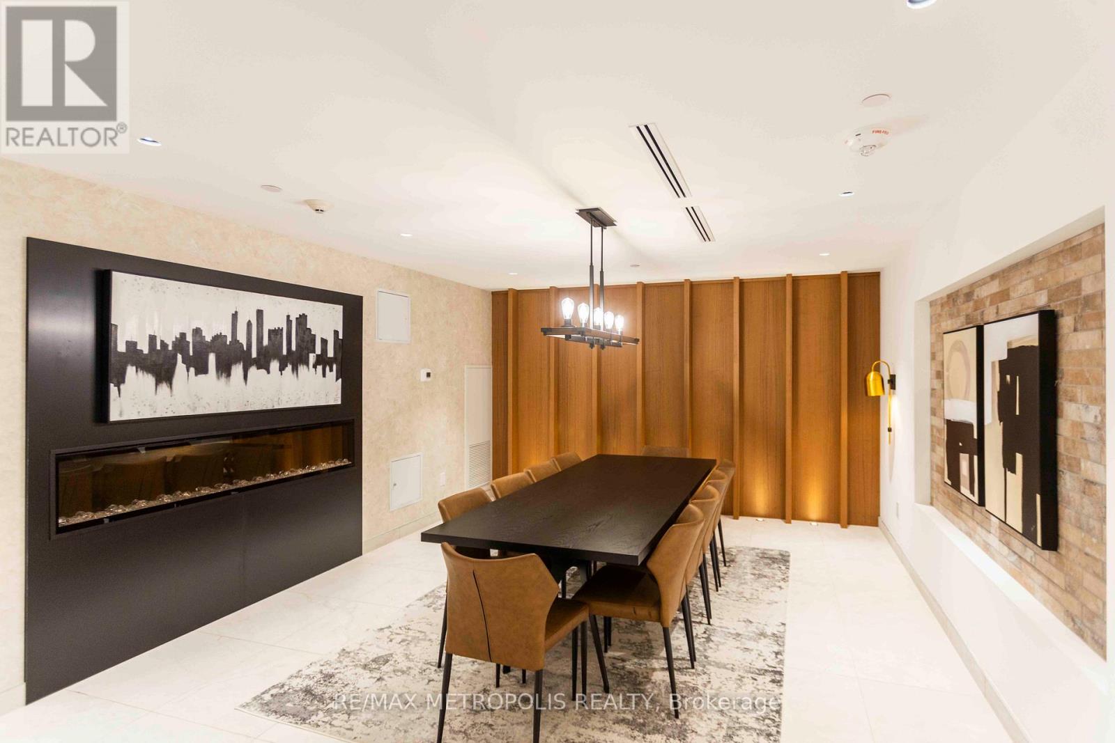 Photo 35 of 307 2300 St Clair Avenue W, Toronto ON