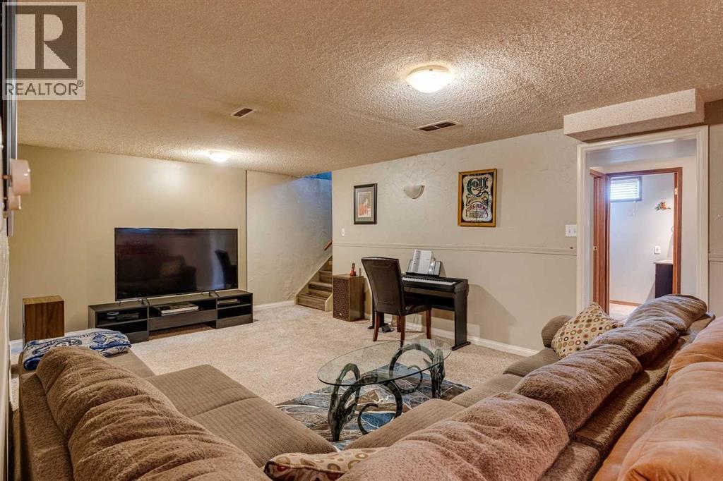 Single Family House Bungalow for Sale in   Street NE Marlborough Park Calgary 