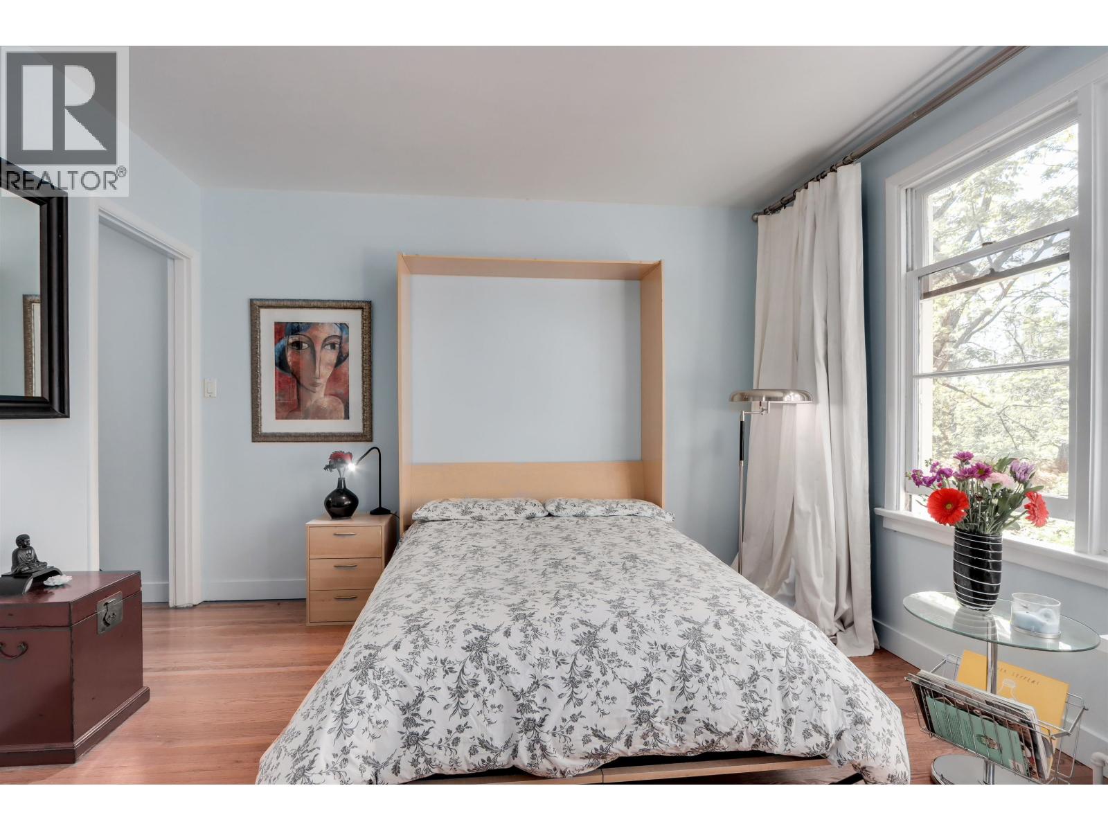 Photo 17 of 303 1565 Burnaby Street, Vancouver BC