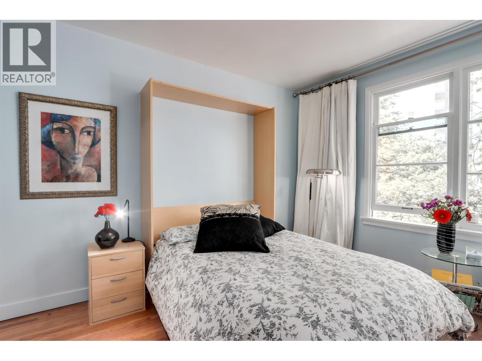 Photo 19 of 303 1565 Burnaby Street, Vancouver BC
