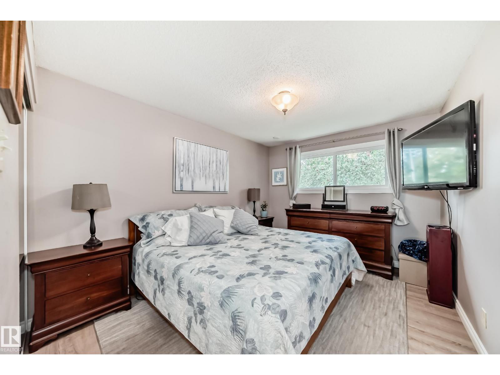 Photo 19 of 9608 169 St Nw, Edmonton AB