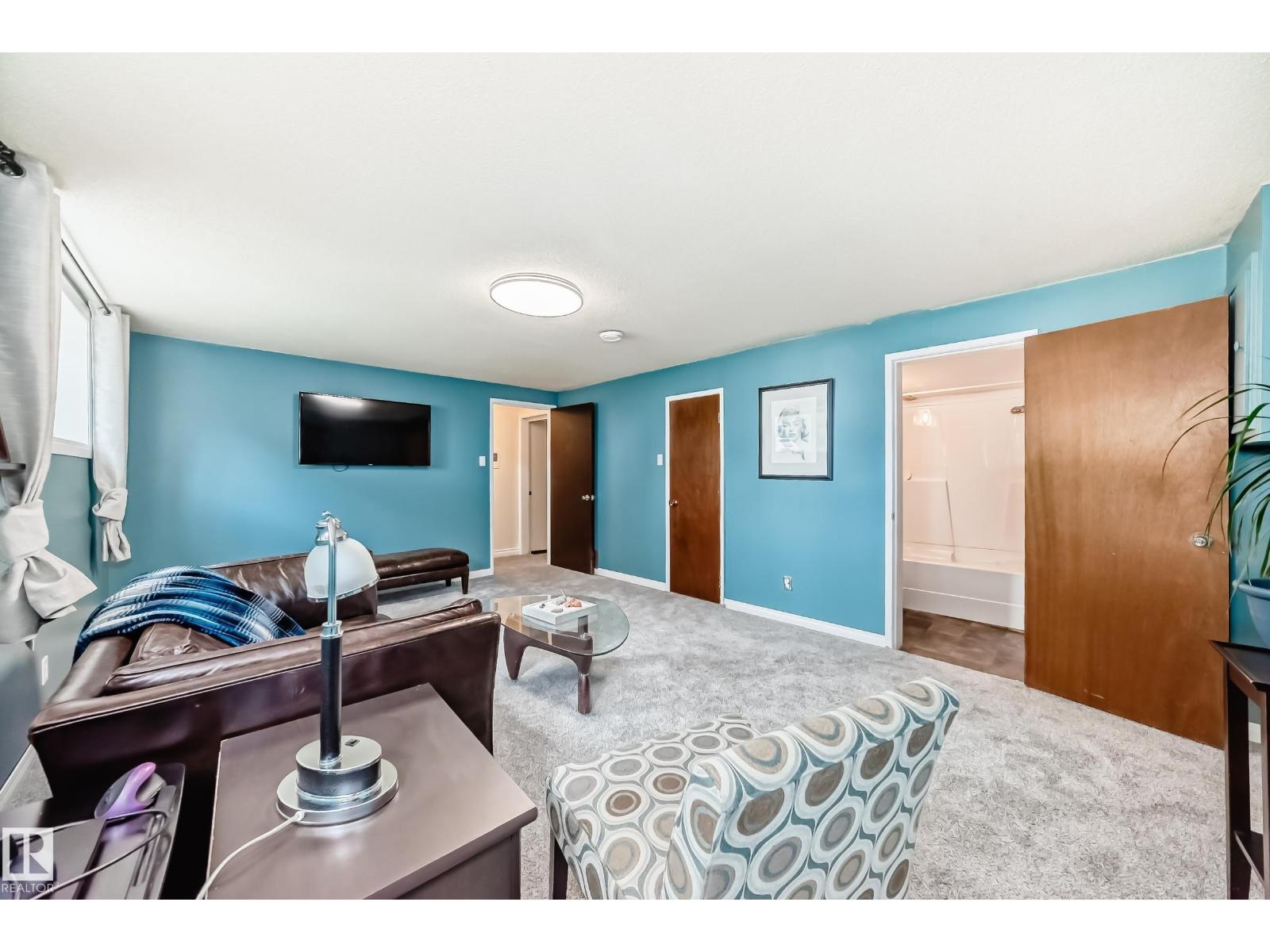 Photo 27 of 9608 169 St Nw, Edmonton AB