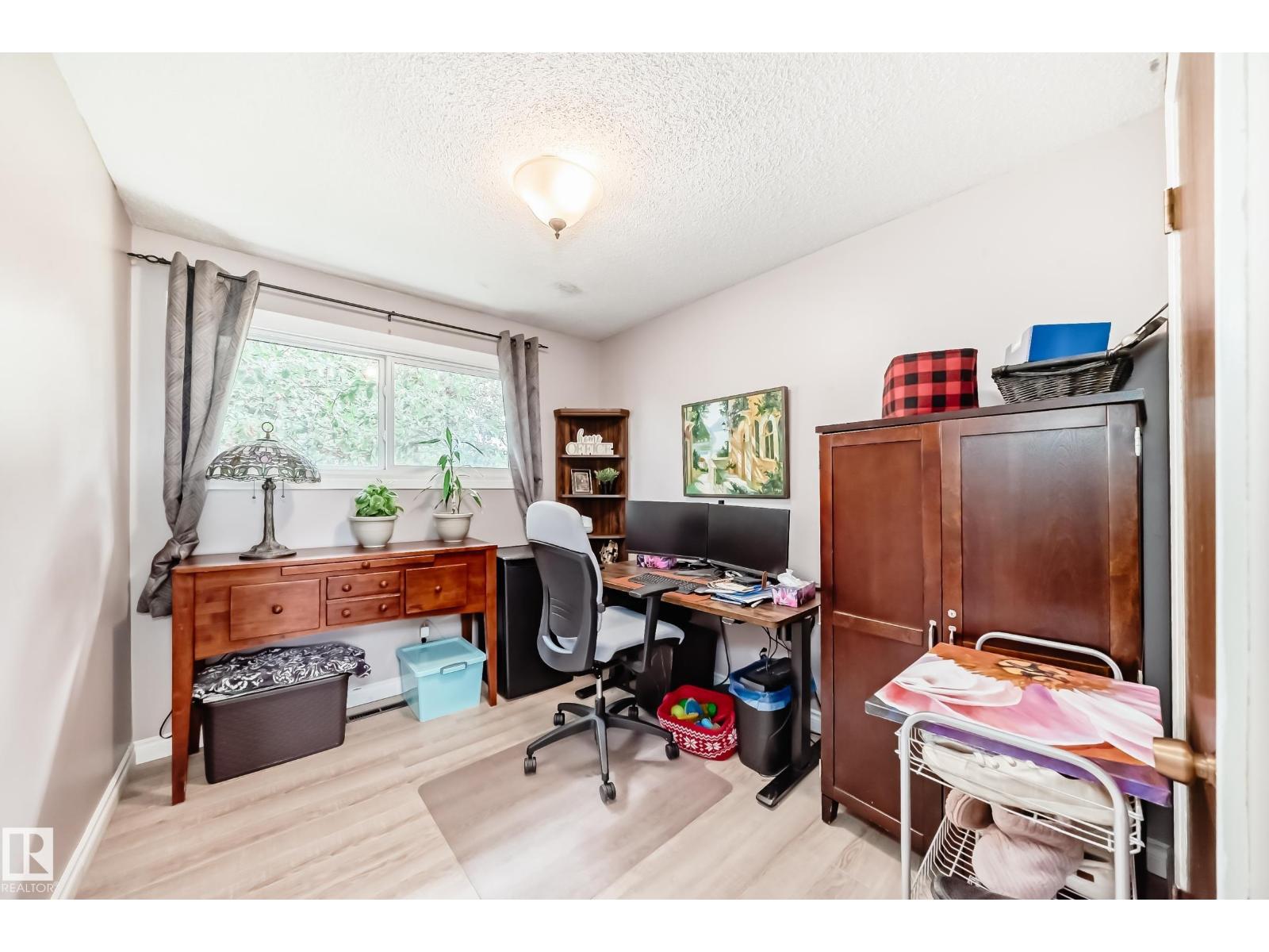 Photo 25 of 9608 169 St Nw, Edmonton AB