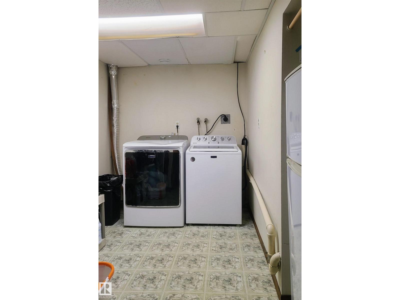Photo 30 of 9608 169 St Nw, Edmonton AB