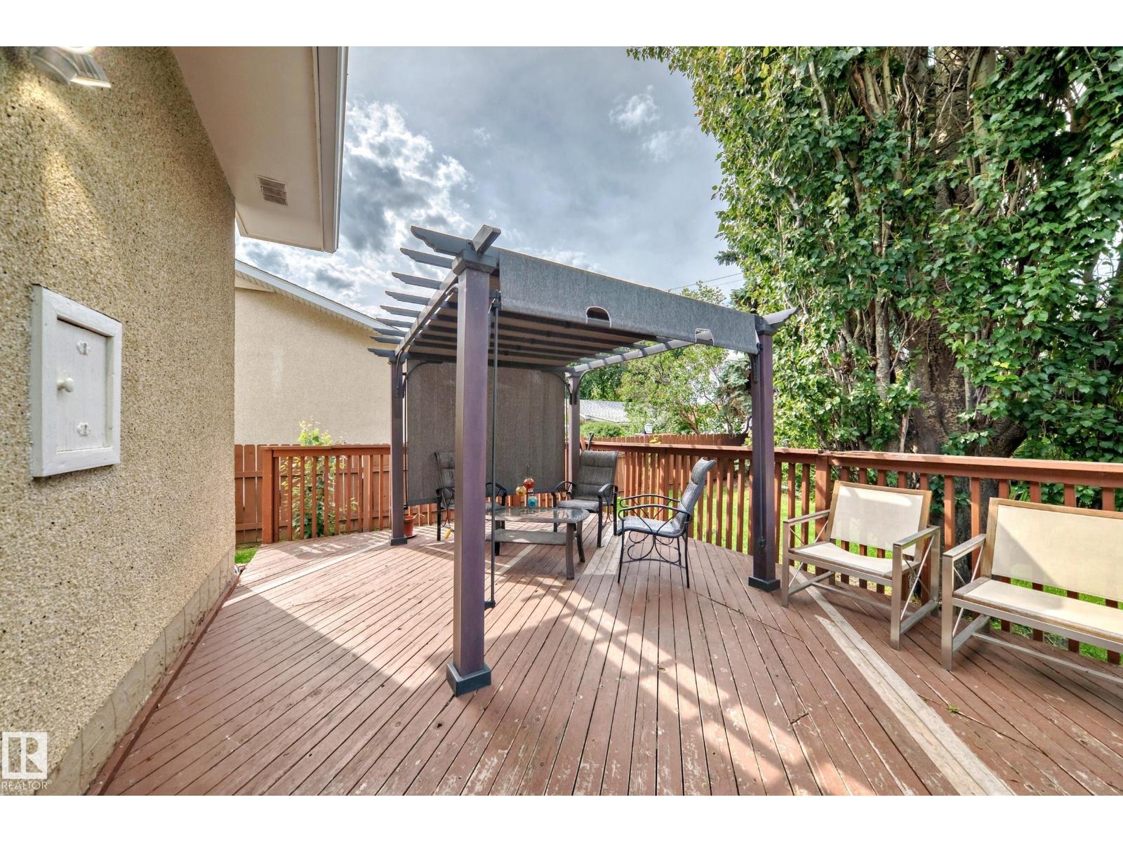 Photo 45 of 9608 169 St Nw, Edmonton AB
