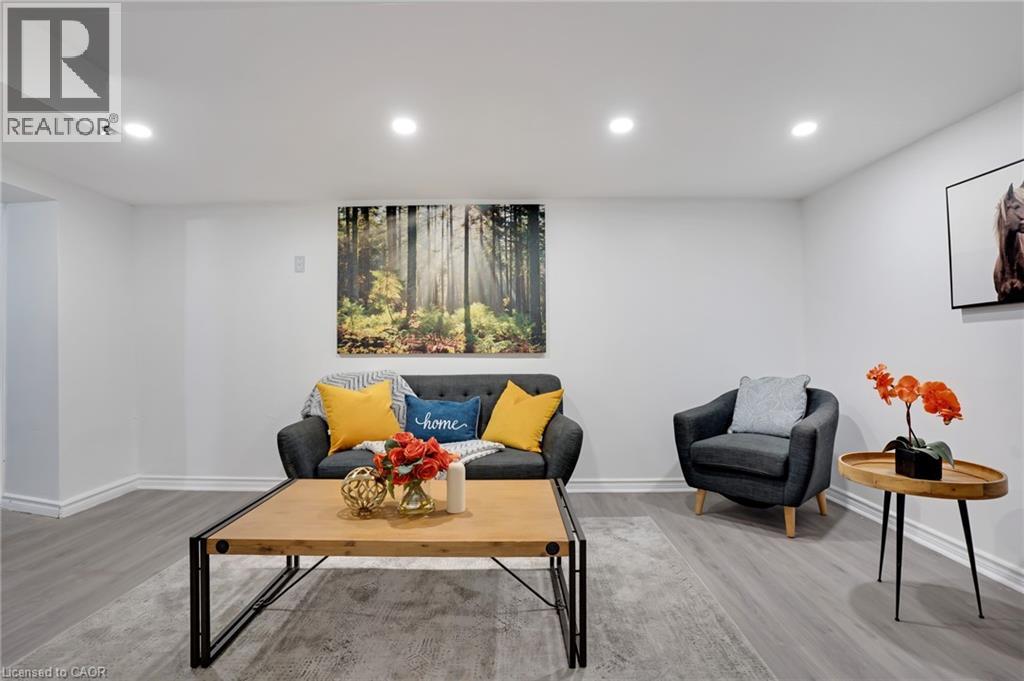 Photo 32 of 32 Niagara Street, Brantford ON