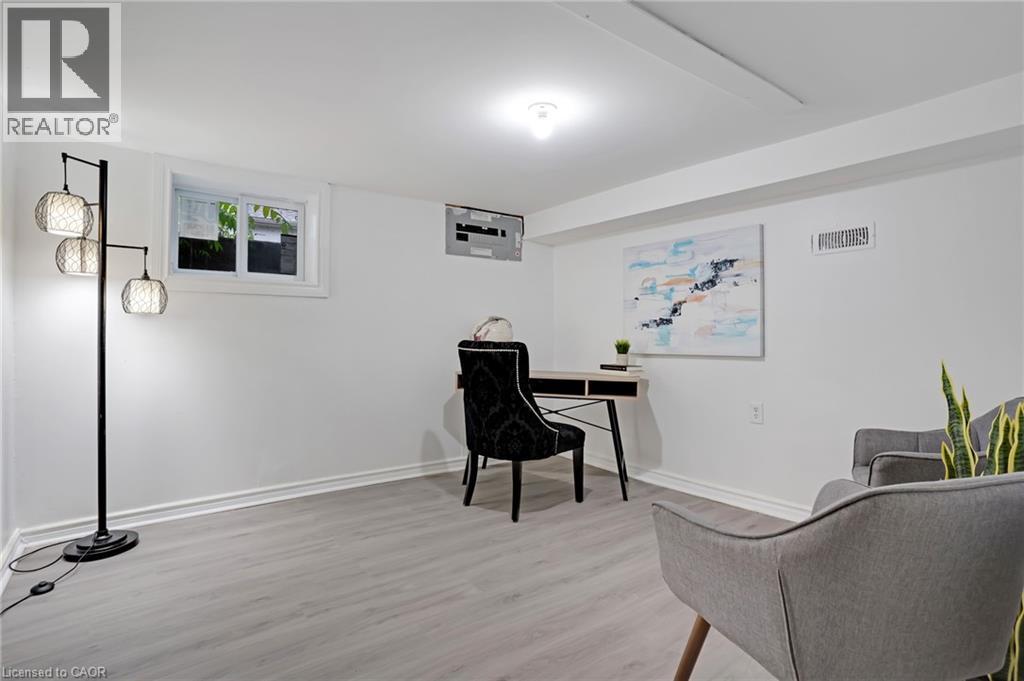 Photo 33 of 32 Niagara Street, Brantford ON