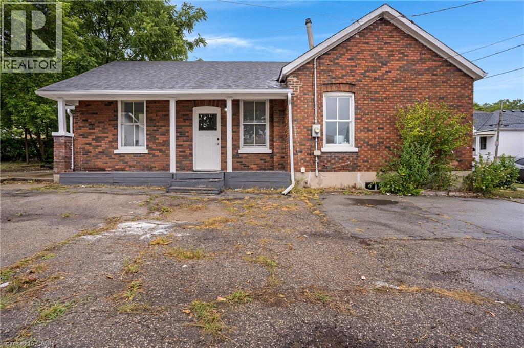 Photo 1 of 32 Niagara Street, Brantford ON