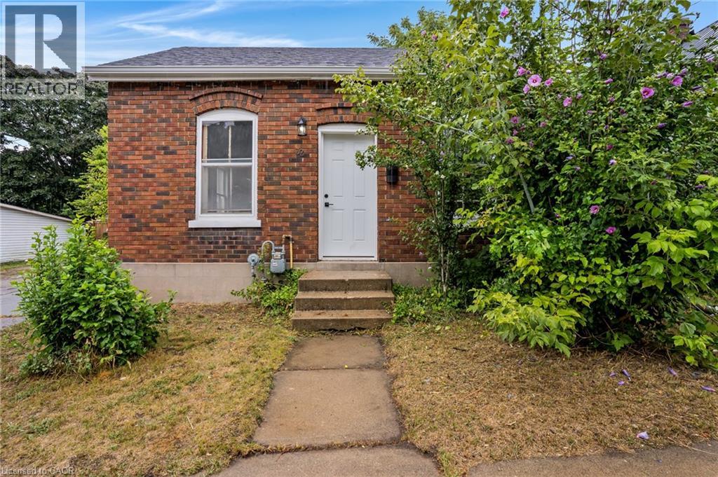 Photo 6 of 32 Niagara Street, Brantford ON