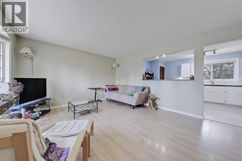 Single Family House Bungalow for Sale in  Breton Close NW Brentwood Calgary 