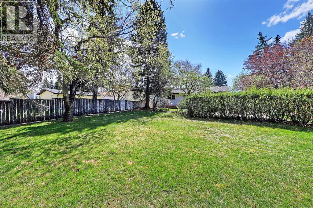 Single Family House Bungalow for Sale in  Breton Close NW Brentwood Calgary 