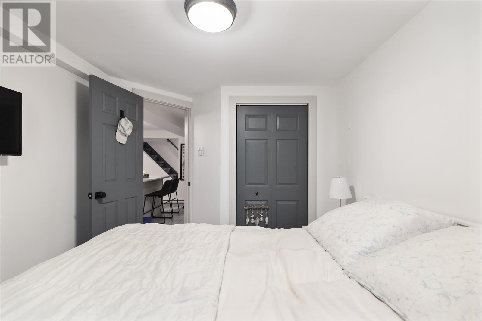 Photo 10 of 105 107 Pozzebon Cres, Sault Ste Marie ON