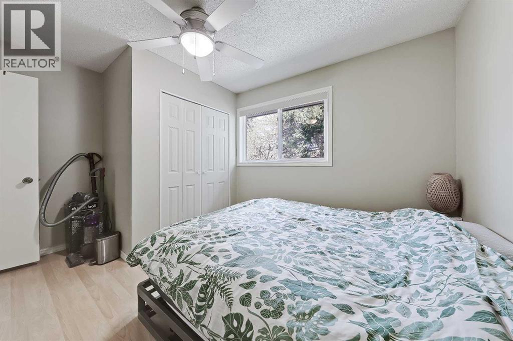 Single Family House Bungalow for Sale in  Breton Close NW Brentwood Calgary 