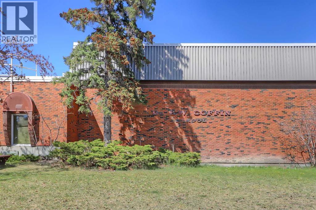 Single Family House Bungalow for Sale in  Breton Close NW Brentwood Calgary 