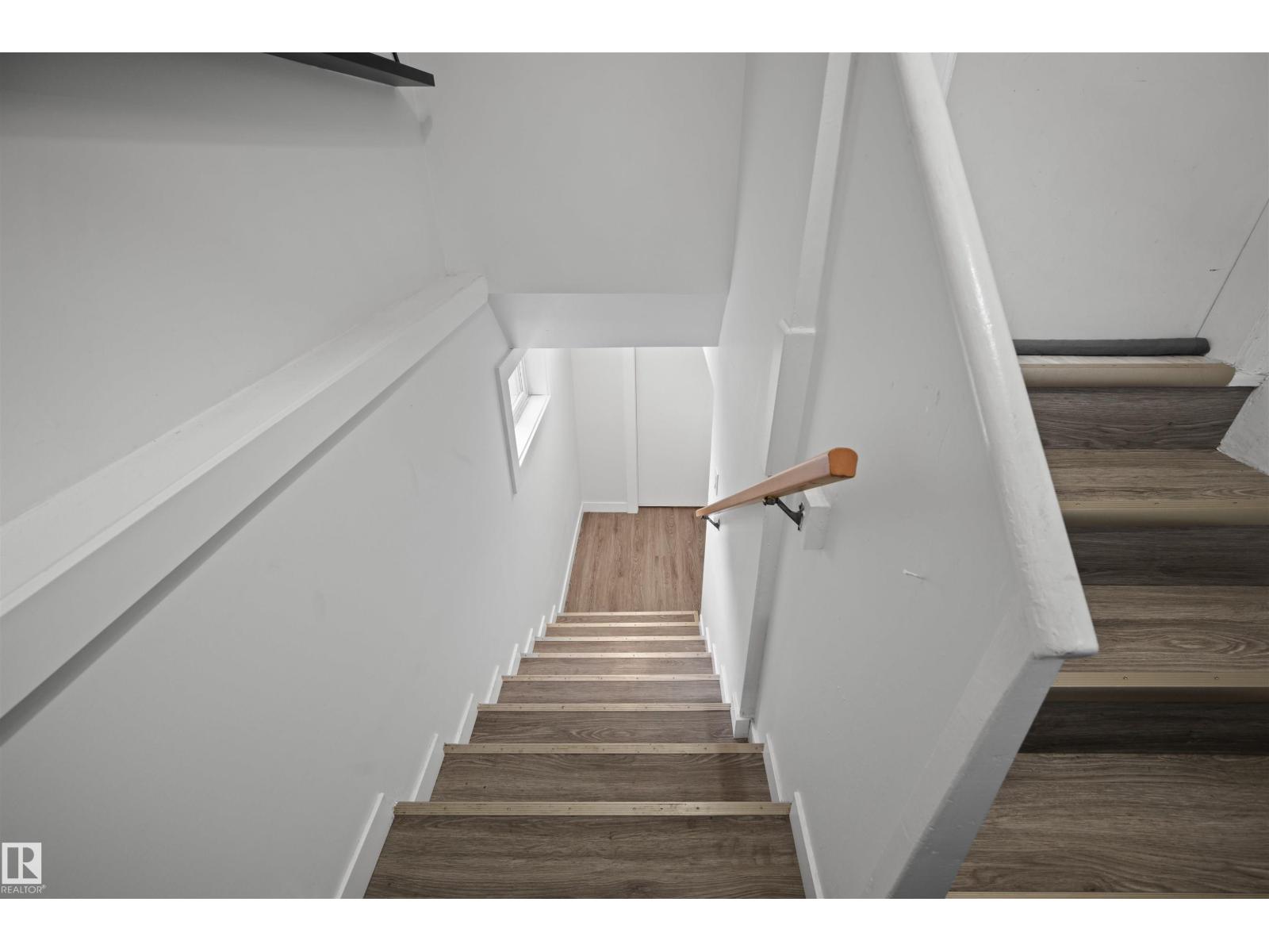 Photo 23 of 10966 117 St Nw, Edmonton AB