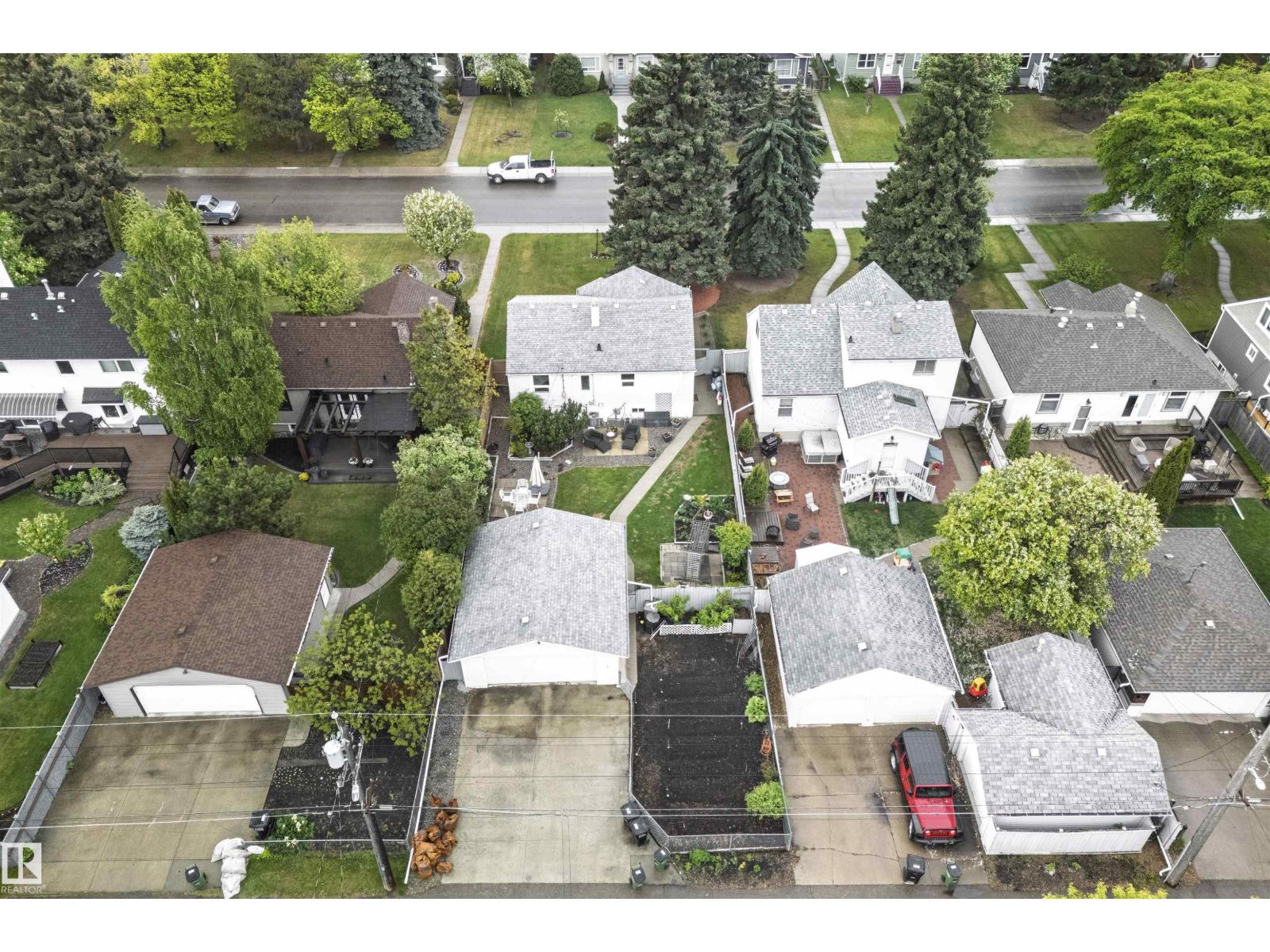 Photo 49 of 10966 117 St Nw, Edmonton AB