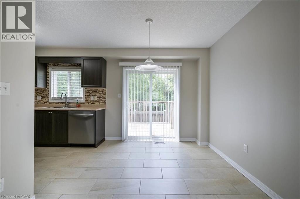 Photo 12 of 750 Lawrence Street Unit 21, Cambridge ON