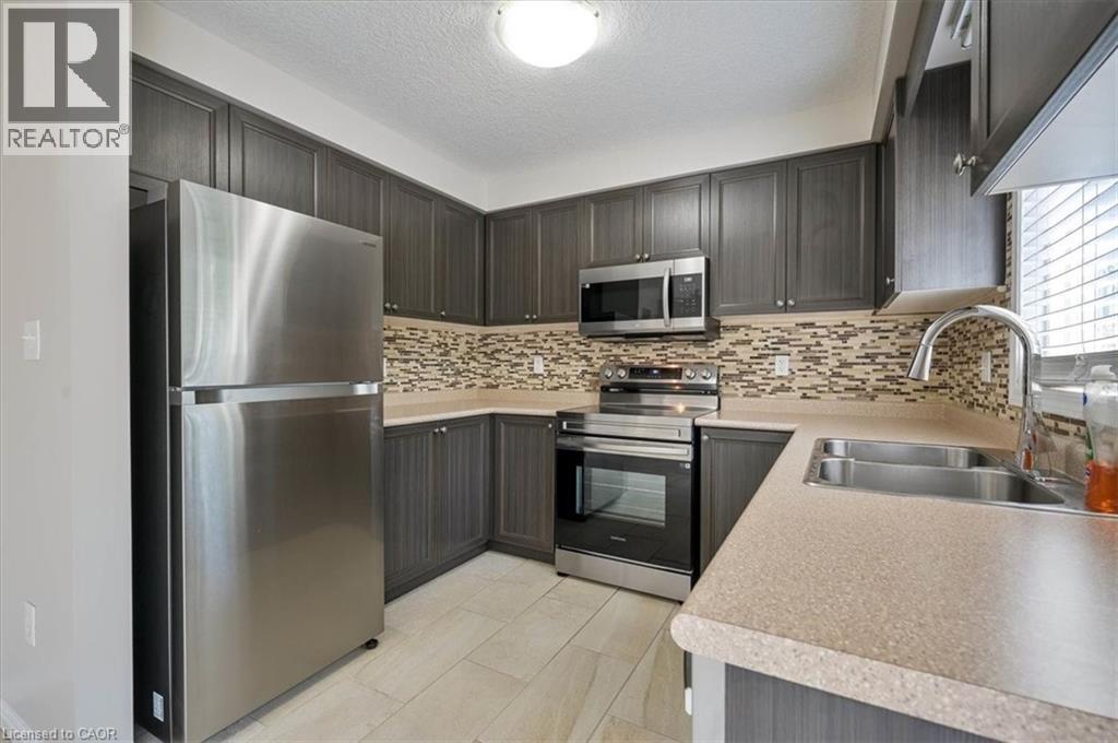 Photo 7 of 750 Lawrence Street Unit 21, Cambridge ON