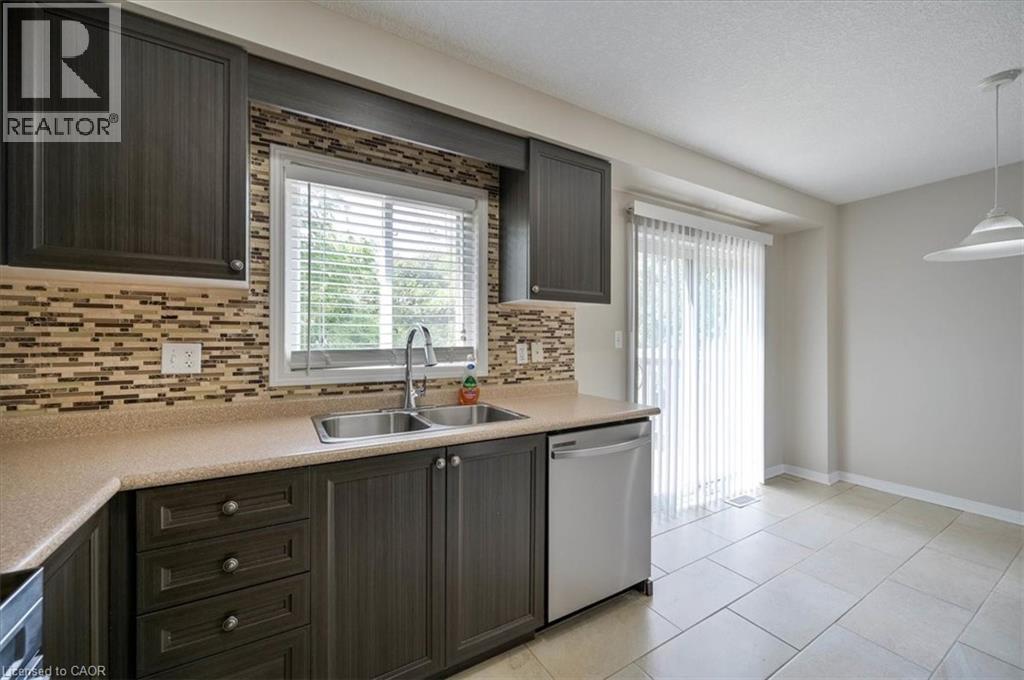 Photo 9 of 750 Lawrence Street Unit 21, Cambridge ON