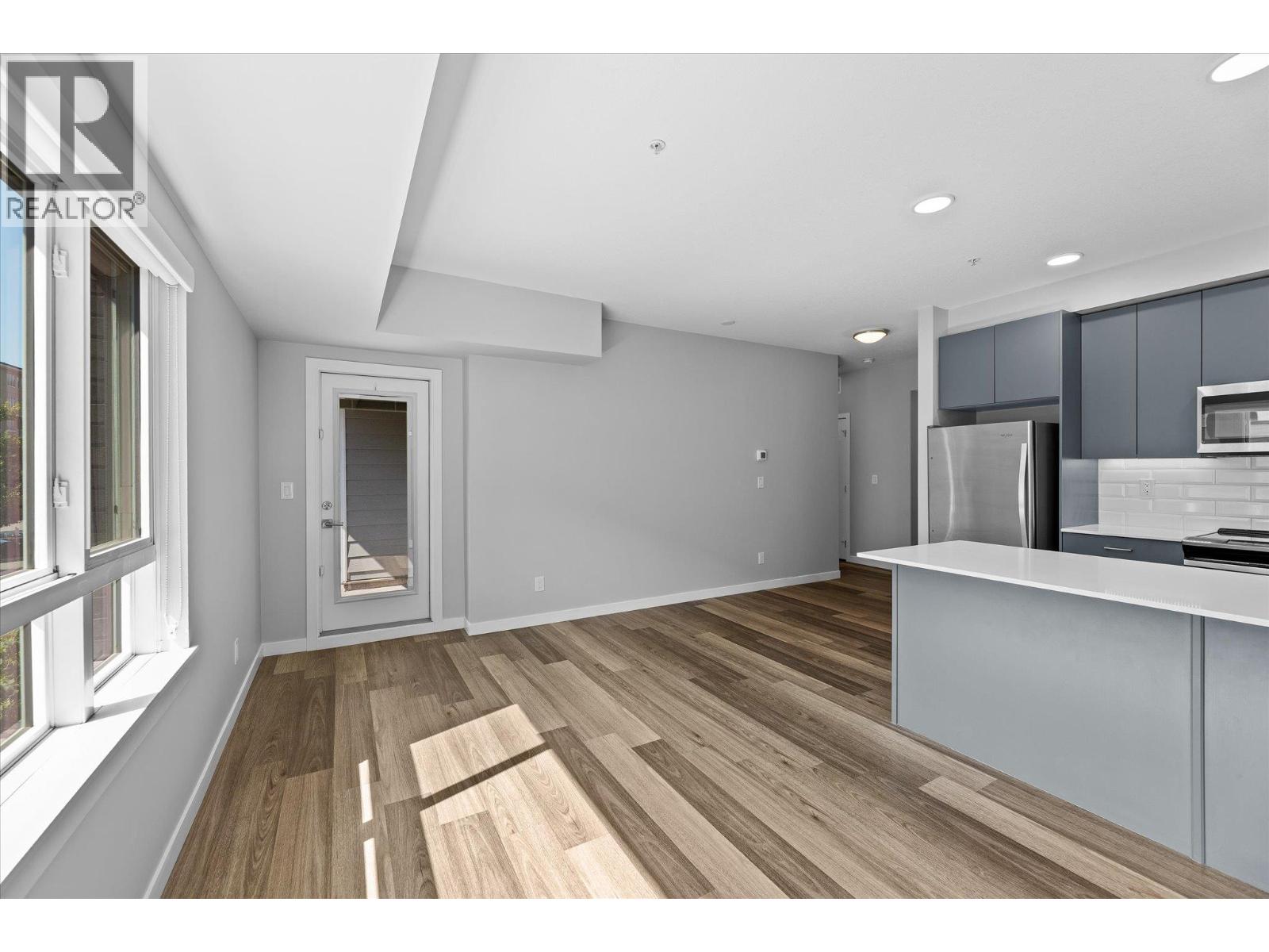 Photo 7 of 722 Valley Road Unit 210, Kelowna BC