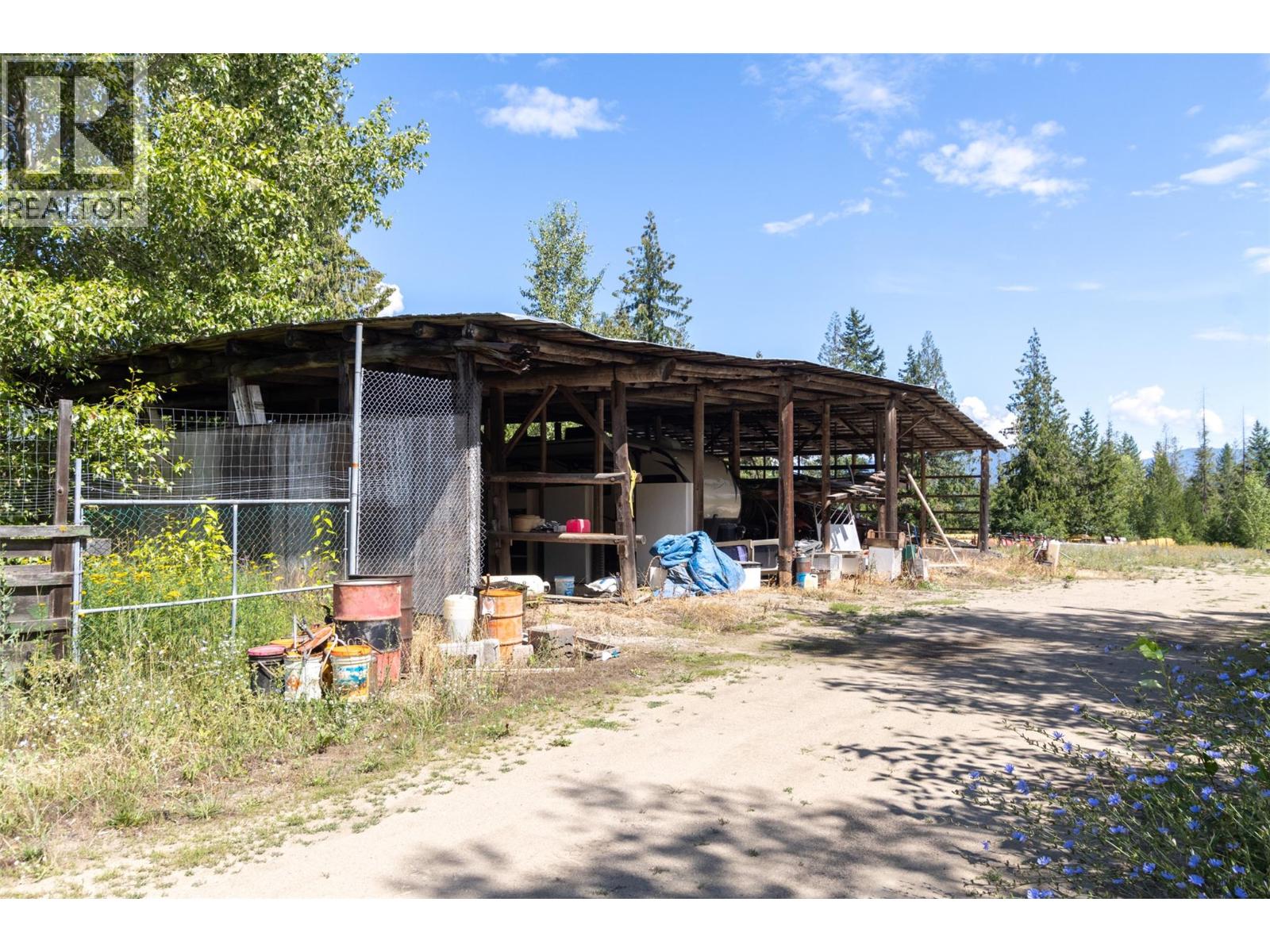 Photo 47 of 4900 45 Street Sw, Salmon Arm BC