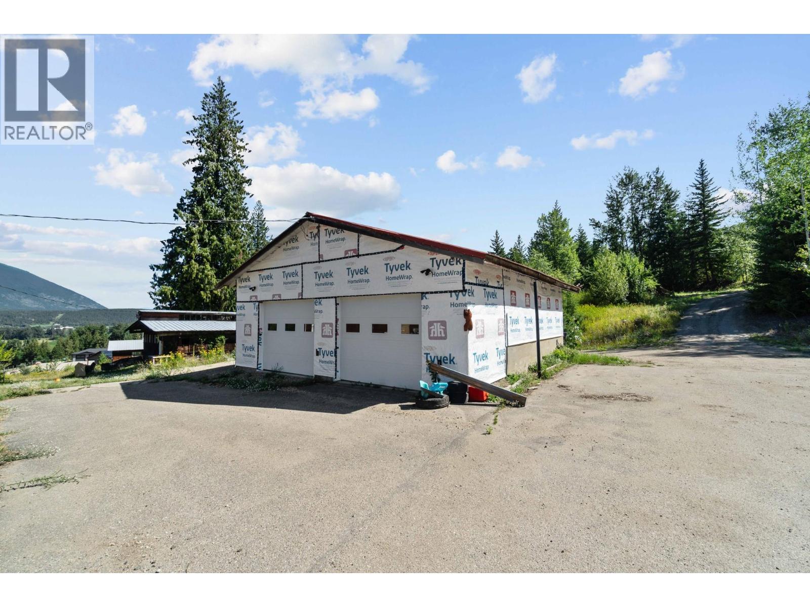 Photo 36 of 4900 45 Street Sw, Salmon Arm BC