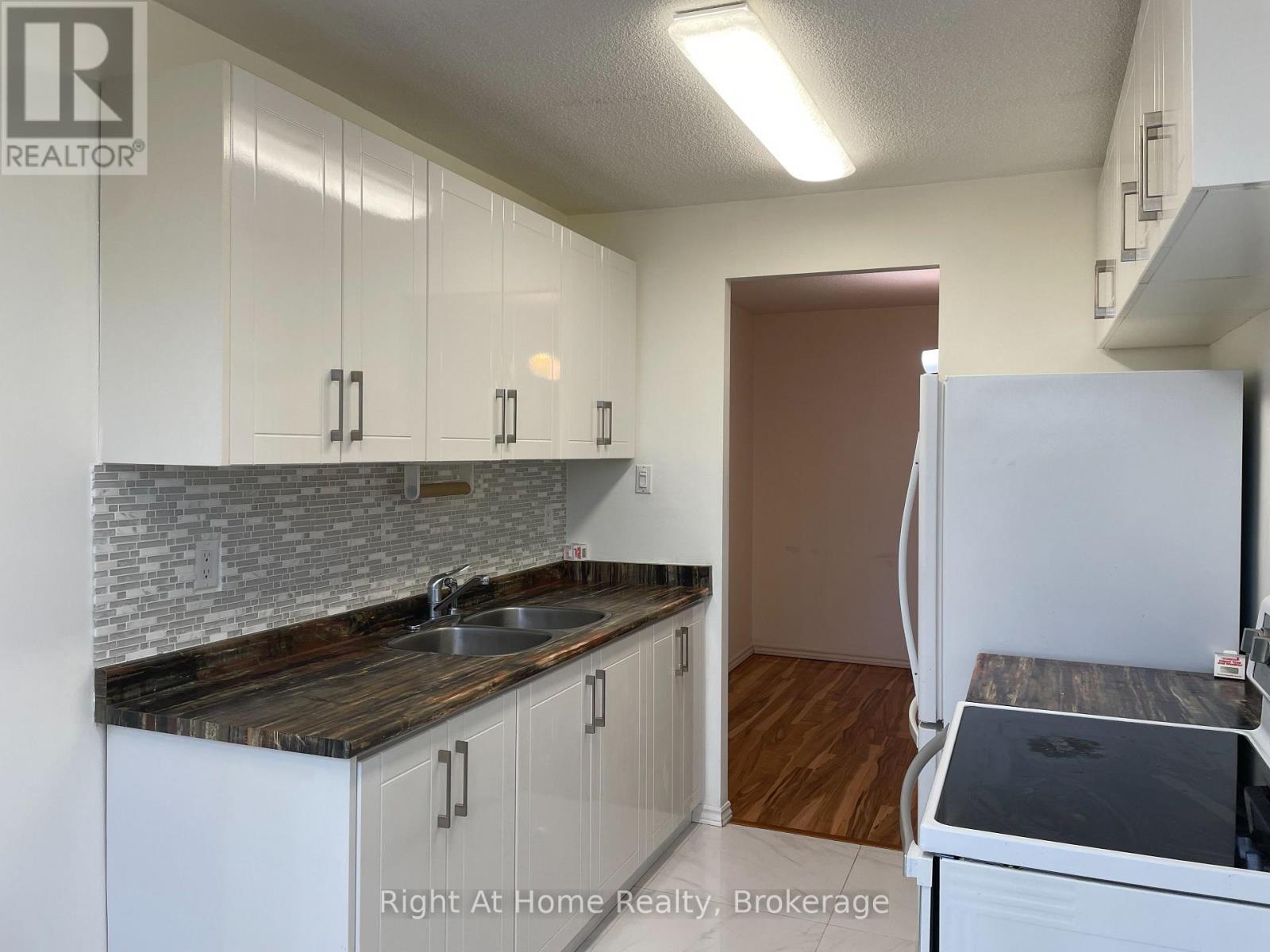 Photo 6 of 406 18 Knightsbridge Road, Brampton ON