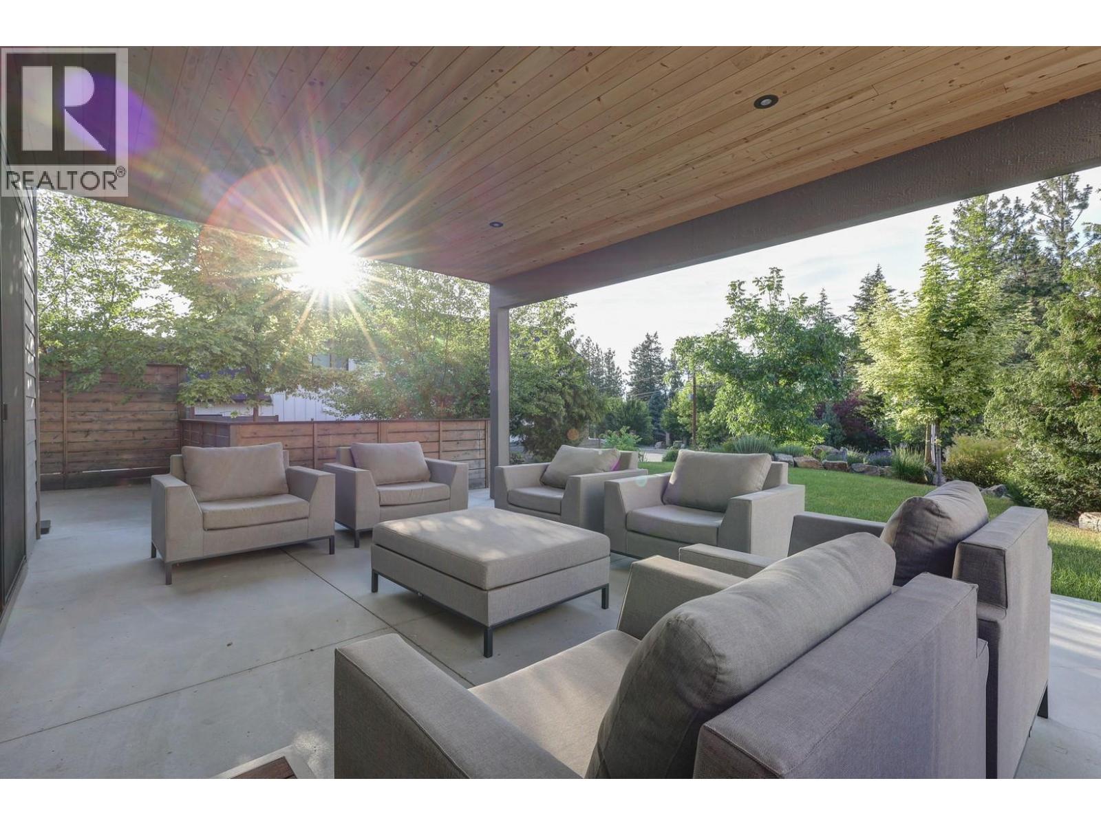  773 Barnaby Road, Kelowna