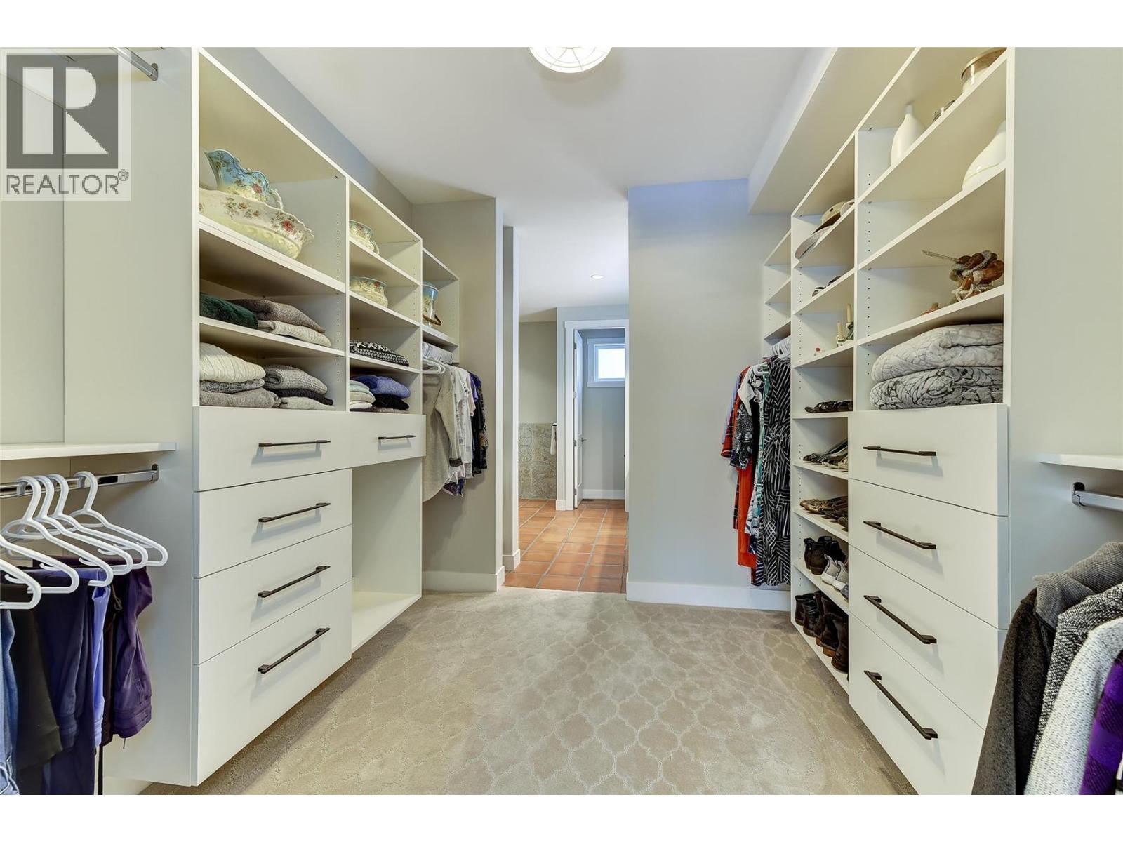  773 Barnaby Road, Kelowna