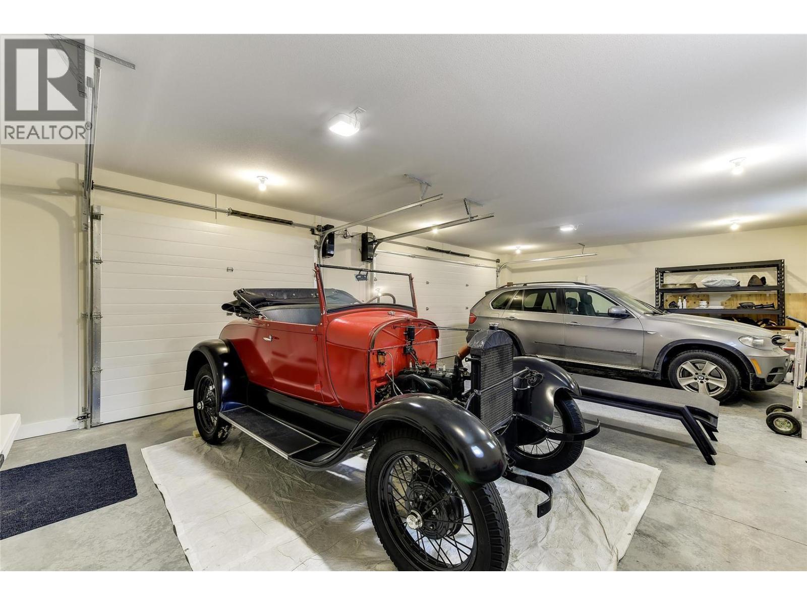  773 Barnaby Road, Kelowna
