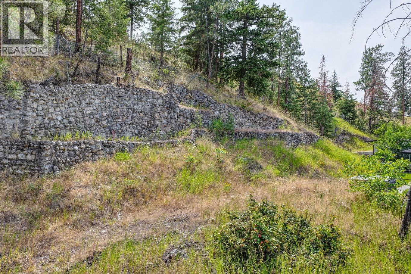  773 Barnaby Road, Kelowna