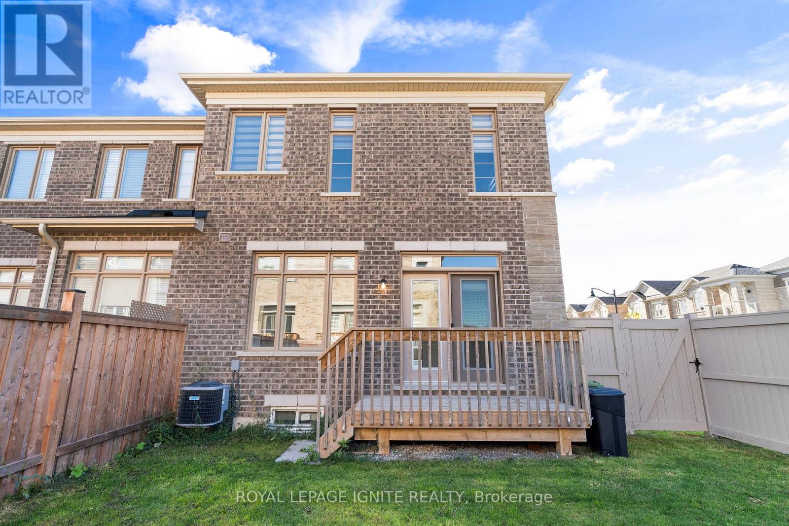 Photo 32 of 3 Mountain Heights Place, Hamilton ON
