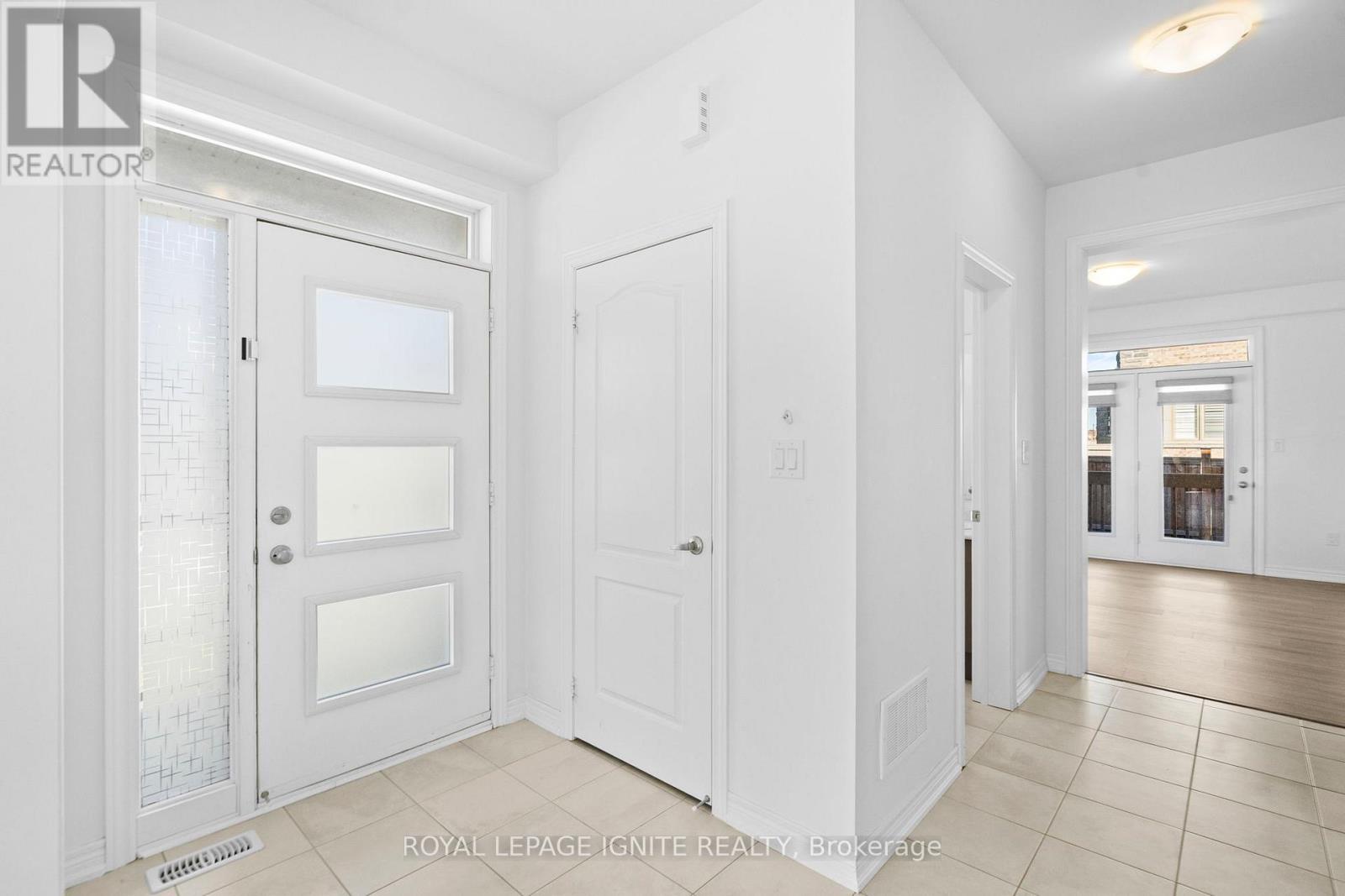 Photo 4 of 3 Mountain Heights Place, Hamilton ON