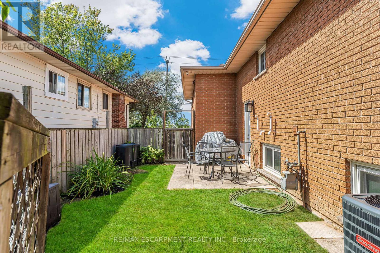 Photo 36 of 21 South Grimsby Road 5, West Lincoln ON