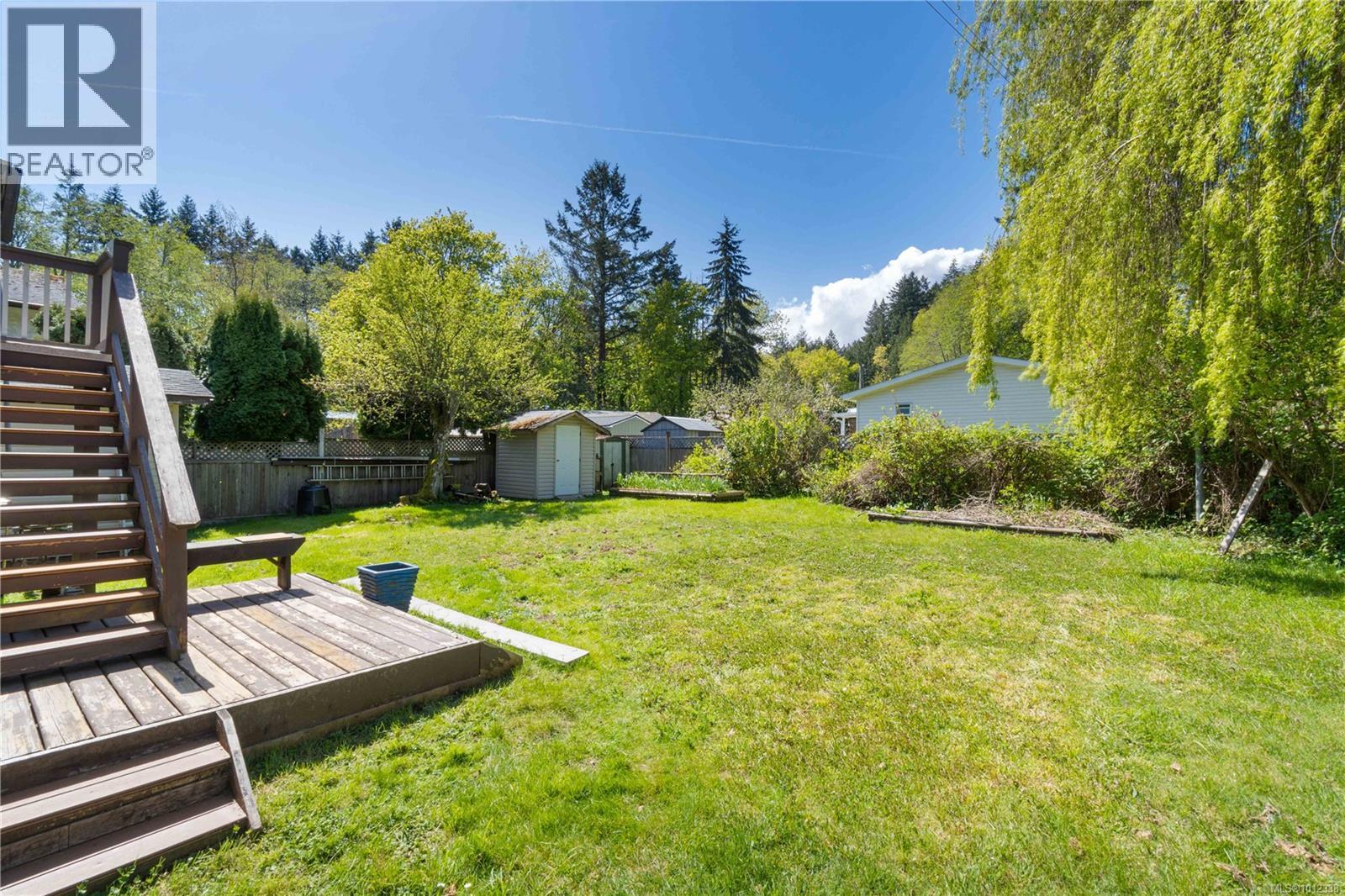 Photo 20 of 707 Howard Ave, Nanaimo BC