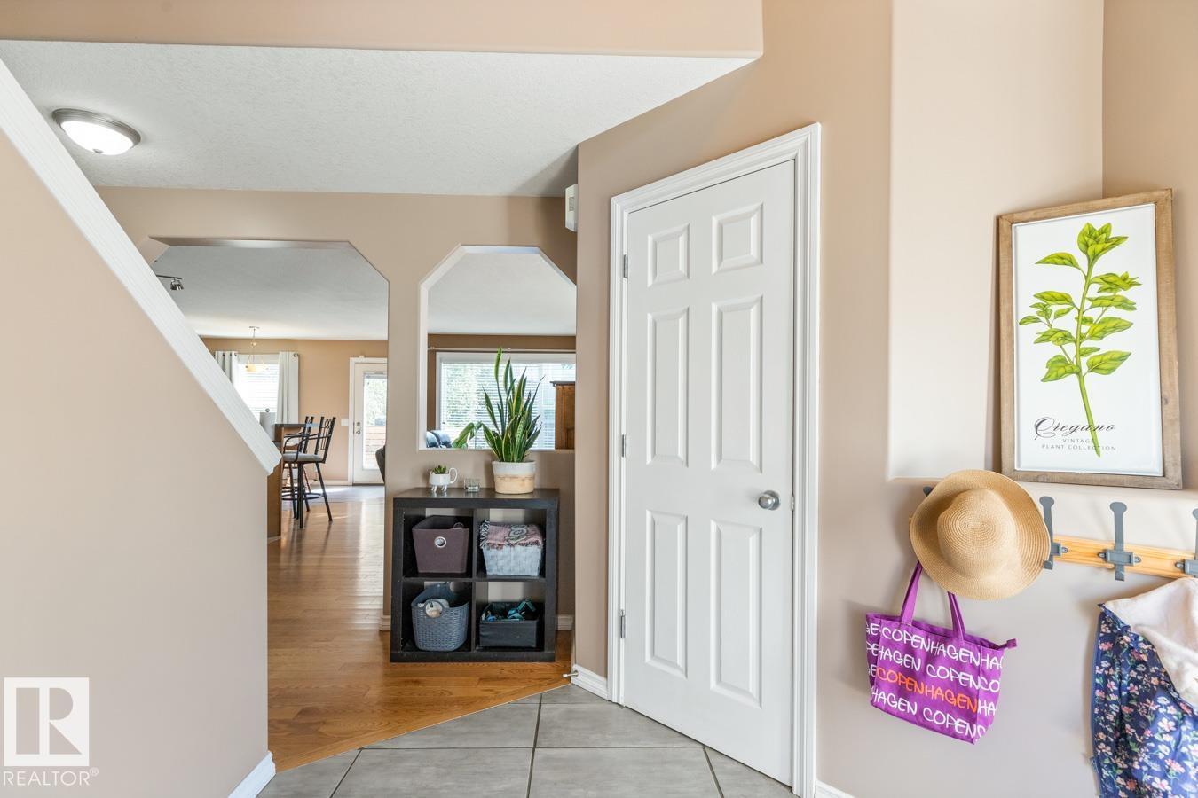 Photo 17 of 57 Connor Ln, Sherwood Park AB