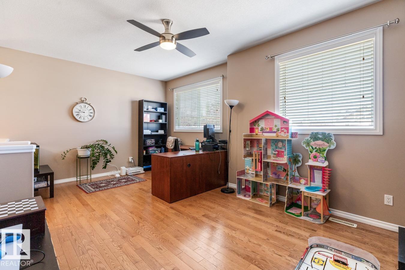 Photo 20 of 57 Connor Ln, Sherwood Park AB
