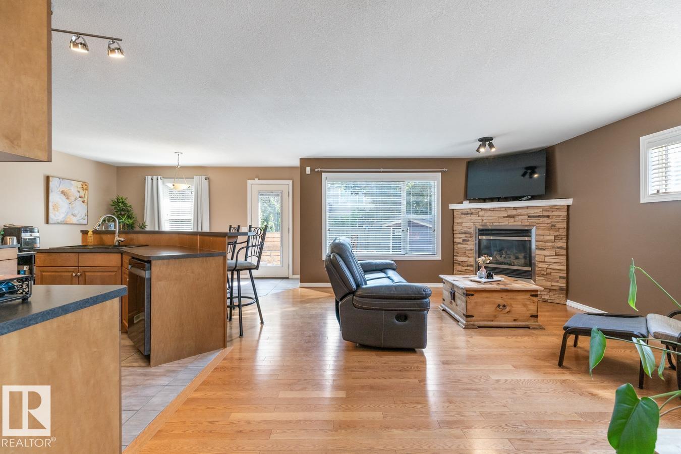 Photo 3 of 57 Connor Ln, Sherwood Park AB