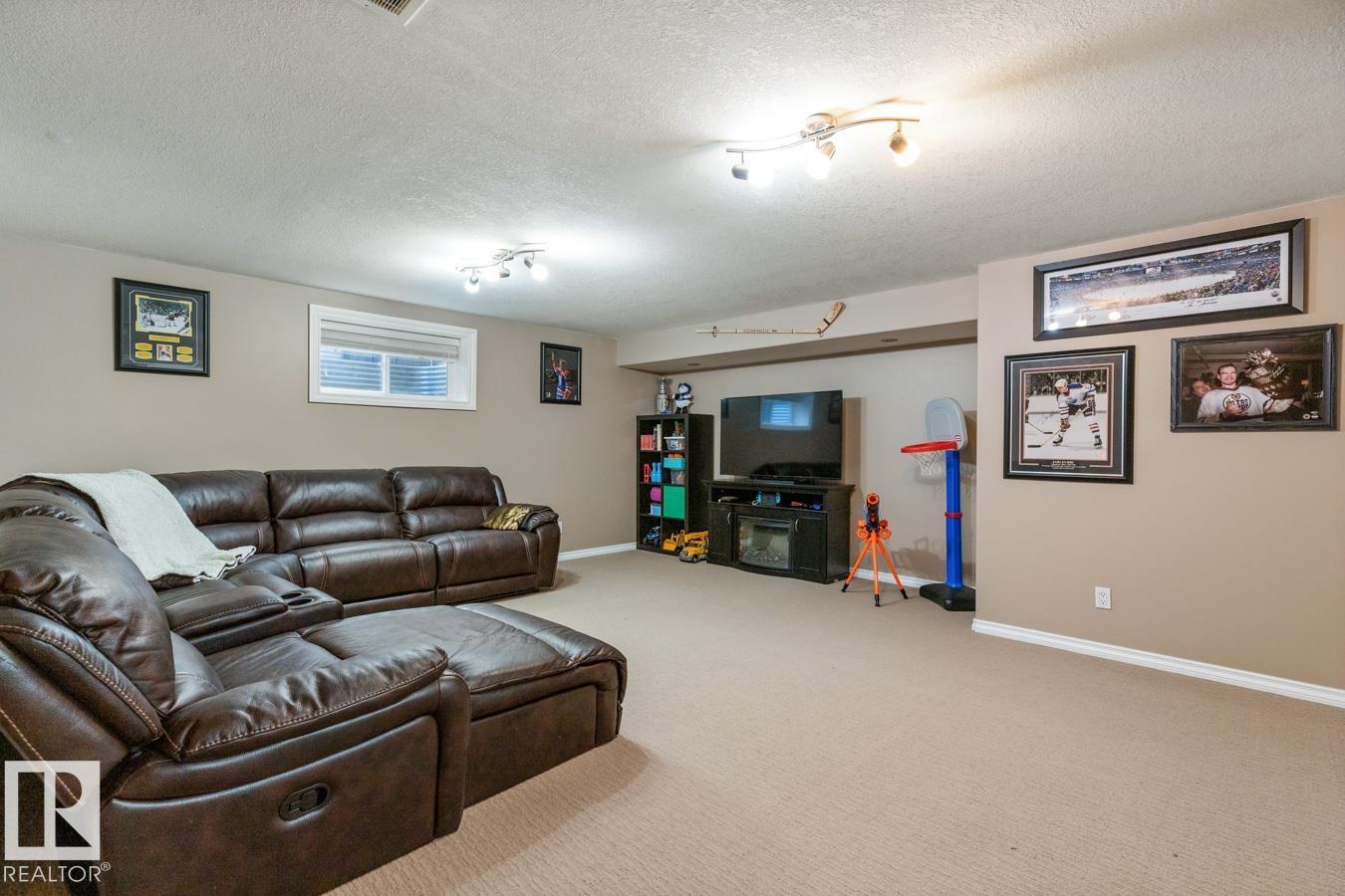 Photo 31 of 57 Connor Ln, Sherwood Park AB