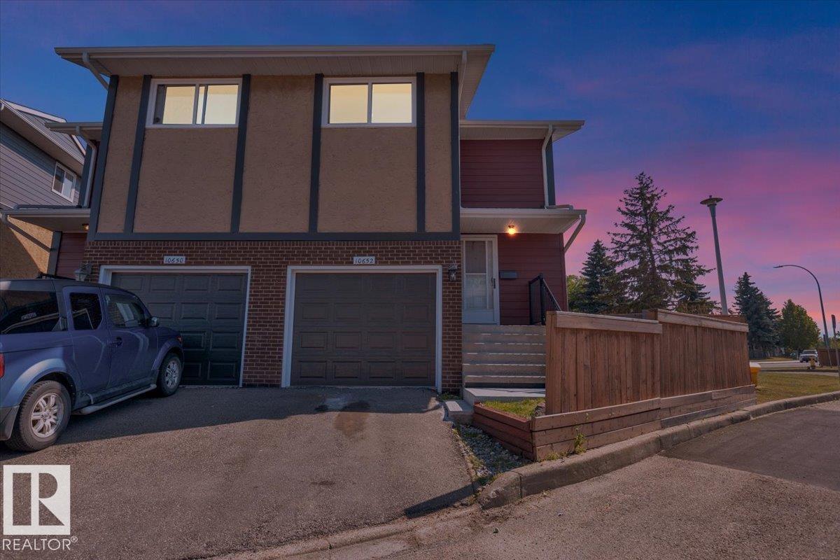 Photo 48 of 10652 158 Av Nw, Edmonton AB