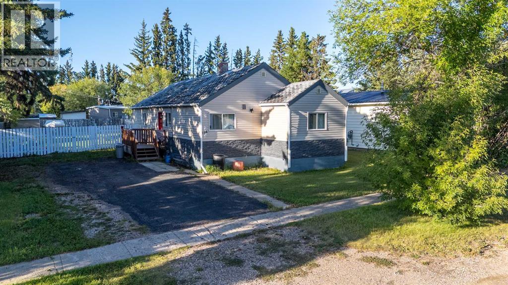 116 1 AVENUE W - 28