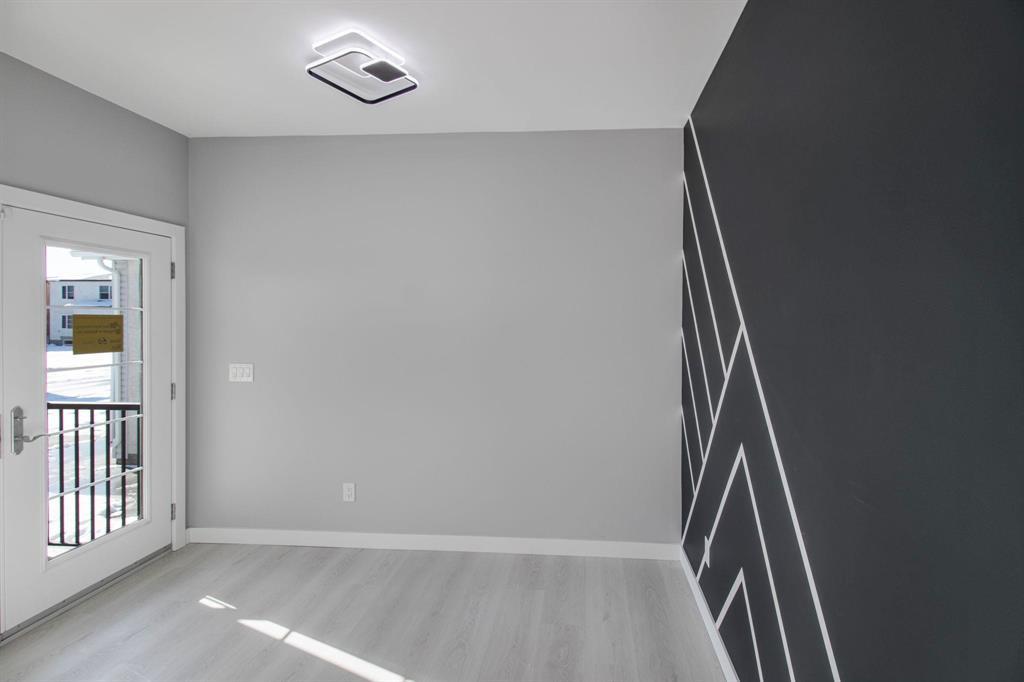 Photo 2 of 93 Cheema Drive, Winnipeg MB