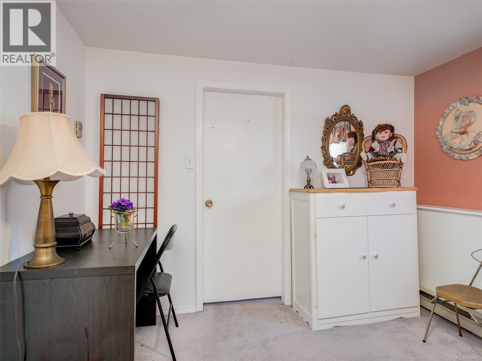 Photo 21 of 4153 Birtles Ave, Saanich BC