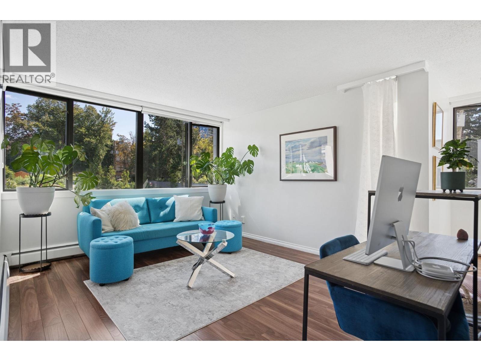 Photo 1 of 206 1740 Comox Street, Vancouver BC