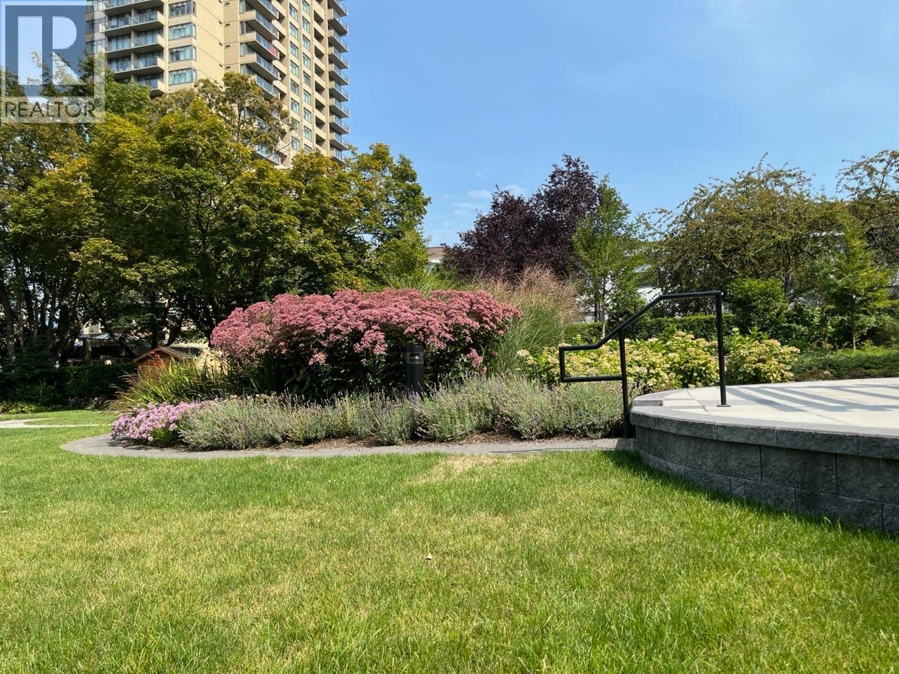 Photo 23 of 206 1740 Comox Street, Vancouver BC