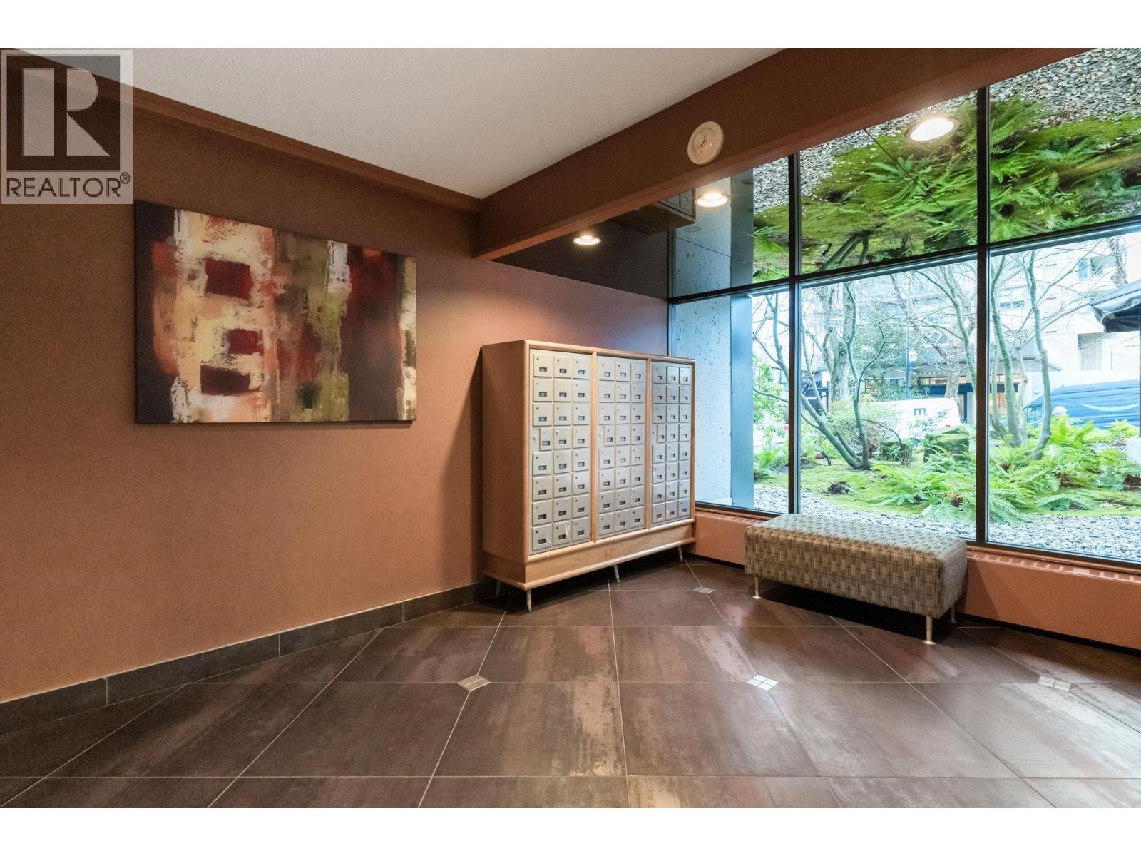 Photo 26 of 206 1740 Comox Street, Vancouver BC