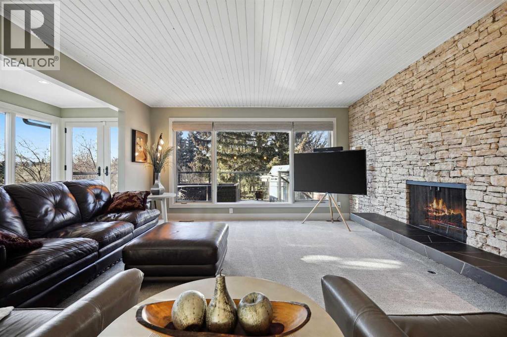 Photo 12 of 127 Varsity Estates Grove Nw, Calgary AB