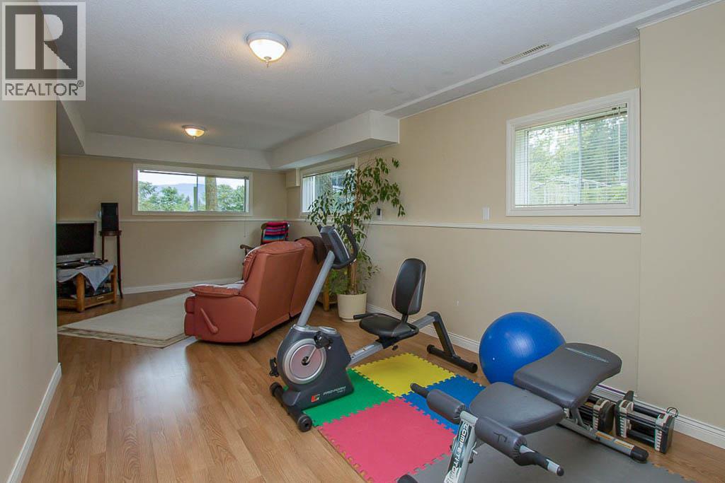 Photo 24 of 3851 10 Avenue Se, Salmon Arm BC