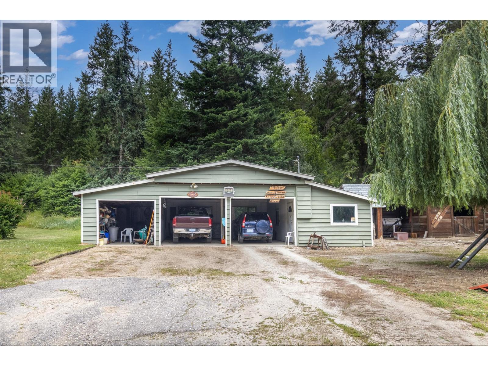Photo 28 of 3851 10 Avenue Se, Salmon Arm BC